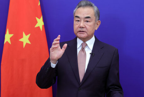 王毅今日来访 柬埔寨何以成为跨境赌博的天堂？