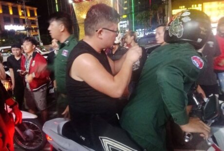西港中国男子殴打柬女被捕