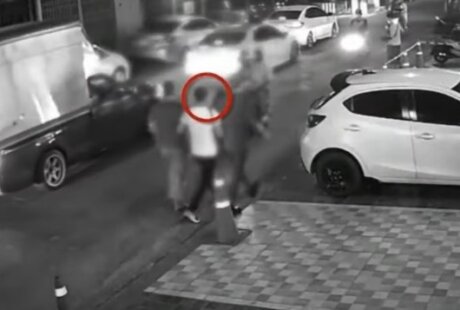 泰国警察绑架中国“游客”？嫌犯疑逃到柬埔寨