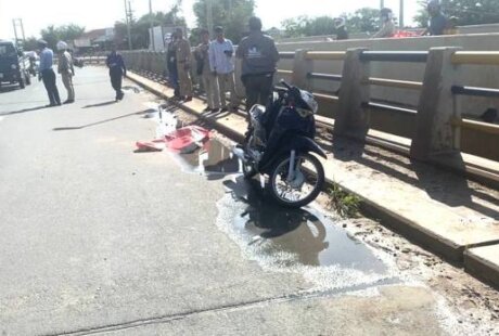 金边2中国人发生车祸 1死1重伤