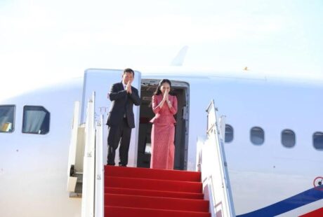 洪马内前往印尼参加东盟峰会