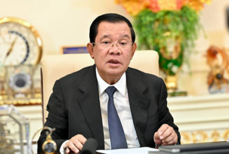 洪森将成为王位委员会主席